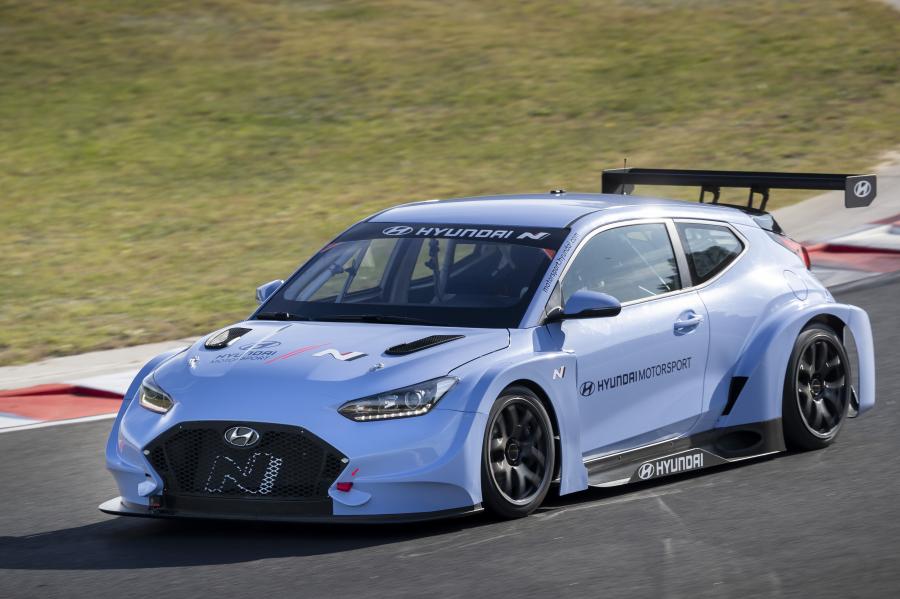  Hyundai Veloster N ETCR 2019 года  (фото 6 из 15)